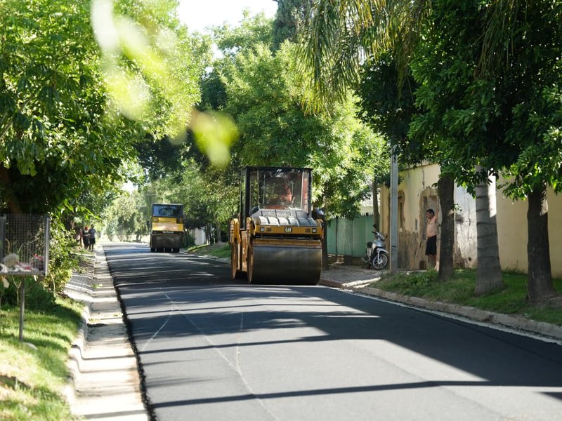 Avanzan las obras de pavimentación en barrio Vista Verde - El Regional